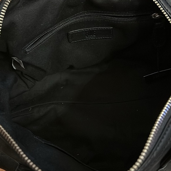 New with tags Frye blk zip handbag - Picture 10 of 15